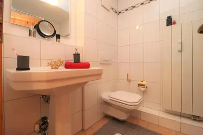 Ein Badezimmer in der Unterkunft Alter Krug App 11