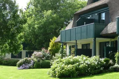 Ein Garten an der Unterkunft Alter Krug App 16
