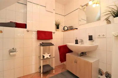 Ein Badezimmer in der Unterkunft Achtern Hafen App 03