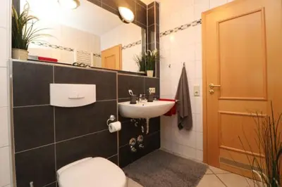 Ein Badezimmer in der Unterkunft Birkenhof App 15