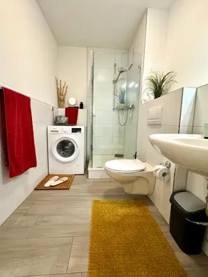 Ein Badezimmer in der Unterkunft Birkenhof App 28, Backbord