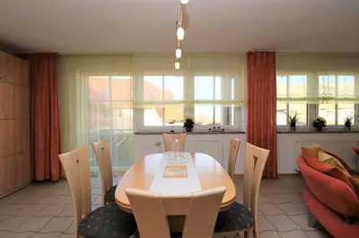 Ein Sitzbereich in der Unterkunft Birkenhof App 30, Piratenlager