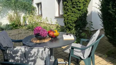 Ein Garten an der Unterkunft Urlaub im 