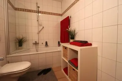 Ein Badezimmer in der Unterkunft Oewern Diek App 06