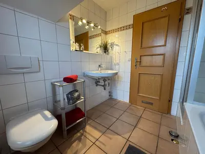 Ein Badezimmer in der Unterkunft Oewern Diek App 08