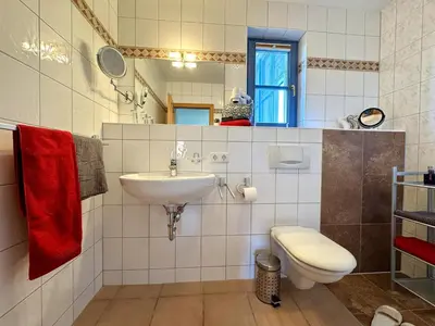 Ein Badezimmer in der Unterkunft Oewern Diek App 25
