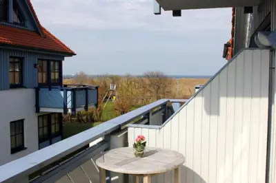 Ein Balkon oder eine Terrasse in der Unterkunft Oewern Diek App 33