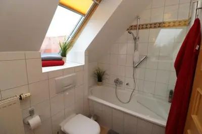 Ein Badezimmer in der Unterkunft Oewern Diek App 37