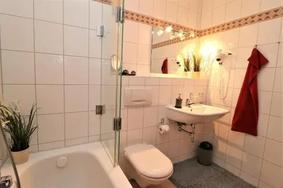 Ein Badezimmer in der Unterkunft Oewern Diek App 54